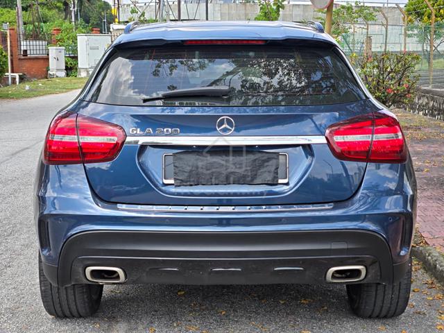 2019 Mercedes Benz GLA 200 NIGHT EDITION 1.6 (A) - 4
