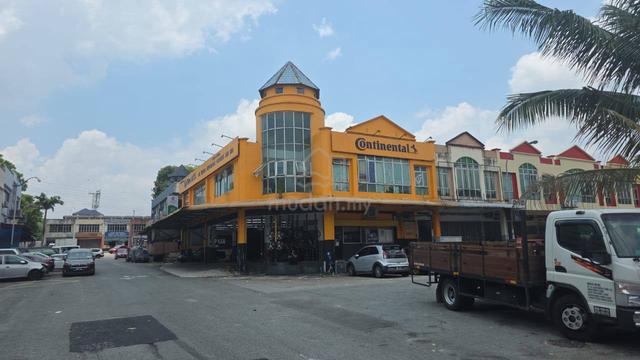 Taman Pulai Utama double storey shoplot for sale 1