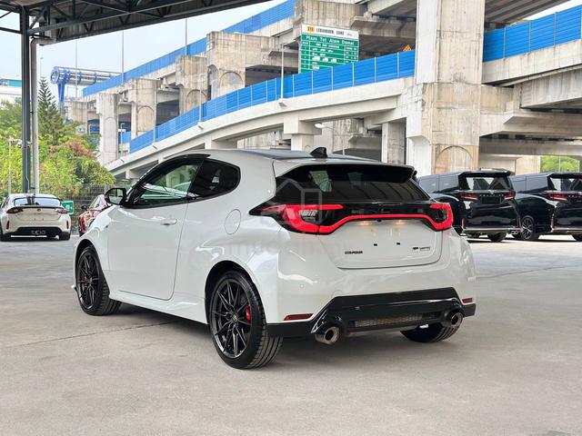 Auto / Grade5A / Facelift 2024 Toyota YARIS 1.6 GR - 5