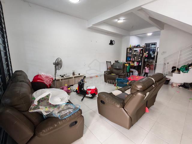 Pulai Mutiara/ Below Value 30%!!!!!! Full Loan/ Iskandar Puteri area 1