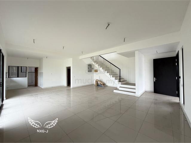 Limited CORNER 2 Sty House‼️Nadira 3 Bukit Raja Klang Brand New - Rent 1