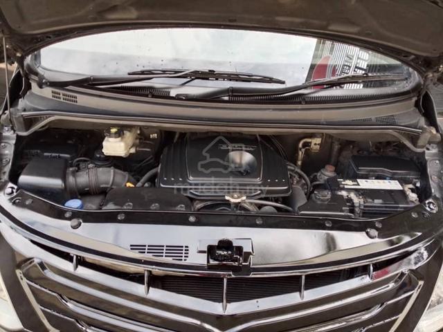 2016 Hyundai Grand Starex 2.5 (A) Royale 12 Seater - 3