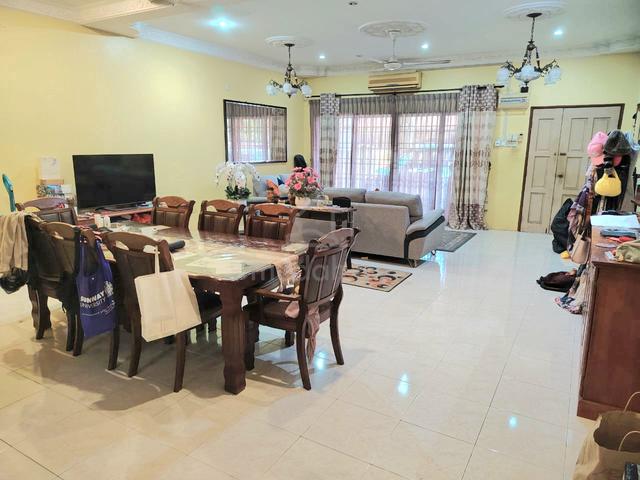 WELL MAINTANED 2 Storey Terrace Bandar Nusa Rhu Seksyen U10 FOR SALE 1