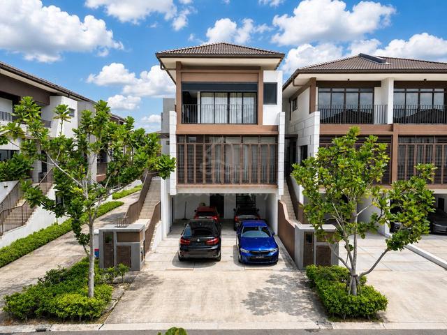 [ Cantik ] 3 Storey, The Mulia Residences, Cyberjaya For Sale 1