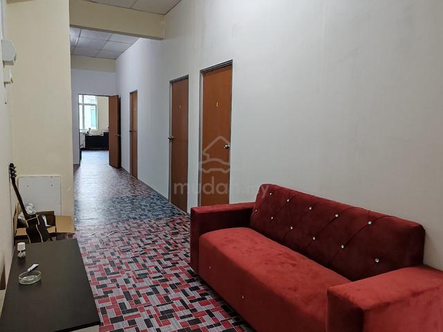 Male Room Jasin Bestari 1