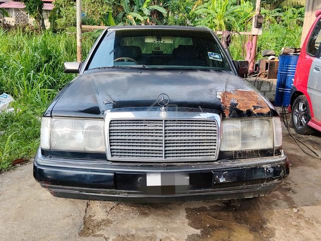 1995 Mercedes Benz 230 2.3 230.6 W114.615 (M) - 1