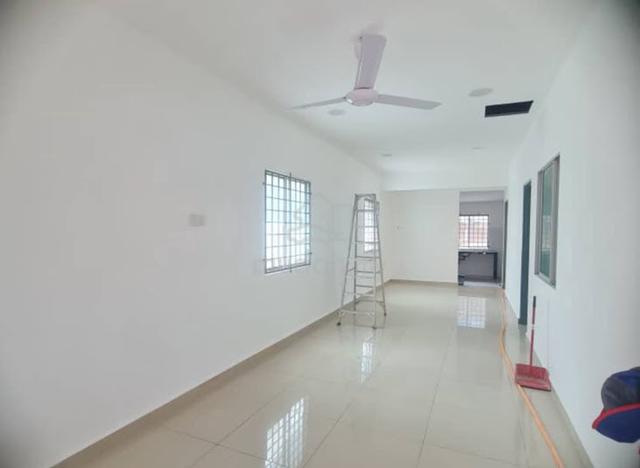 (CANTIK) Rumah Teres Endlot TAMAN TAS KUANTAN UNTUK DIJUAL 4