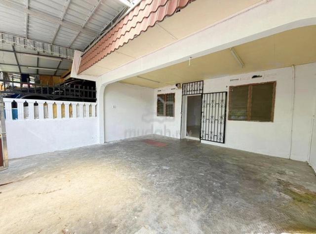 Taman Sri Lalang, Kota Tinggi Single Storey Low Cost House For Sale 1