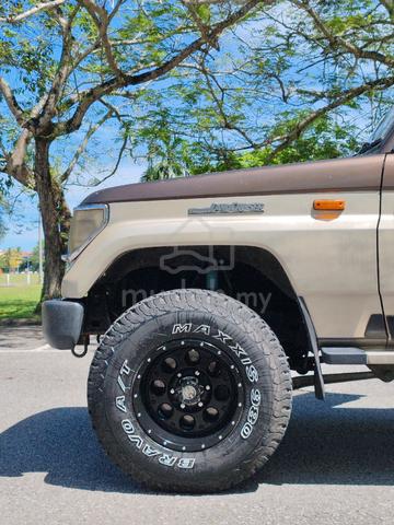 1995 Toyota LANDCRUISER 2.4 PRADO (LJ78) (A) - 3