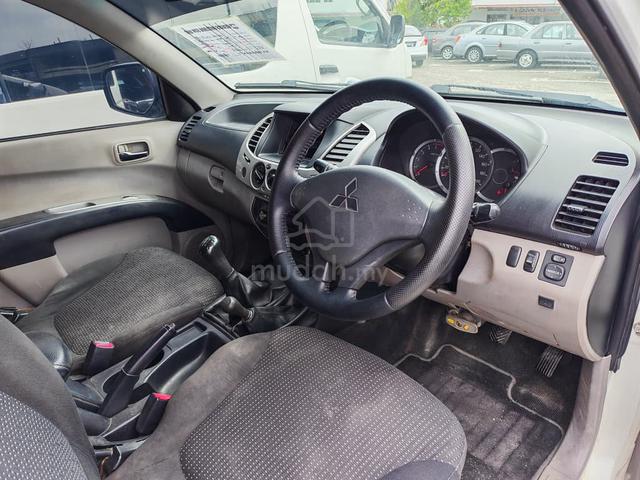 2011 Mitsubishi TRITON 2.5 STANDARD FACELIFT (M) - 4