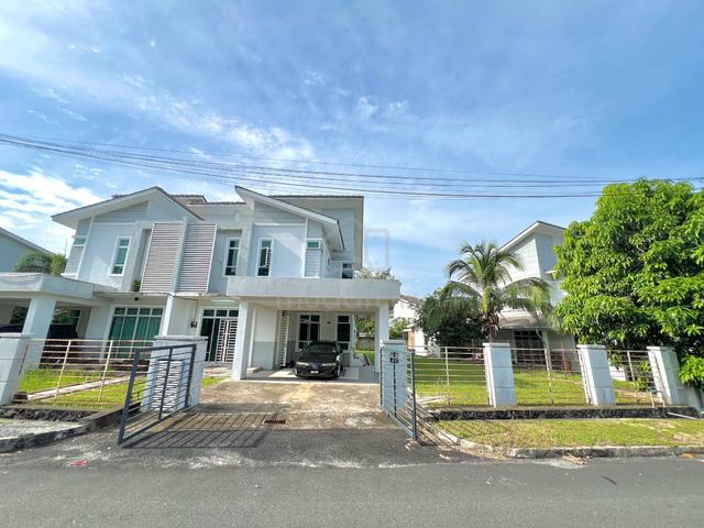Freehold + Huge Land 4025 SQFT @Semi-D Tunku Sarina, Bandar Darulaman 1