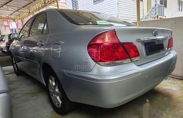 2004 Toyota CAMRY 2.4 (A) - 4
