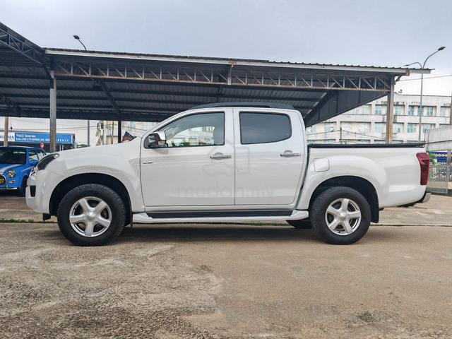 2015 Isuzu DMAX 2.5 D/CAB 4X4 (A) - 5