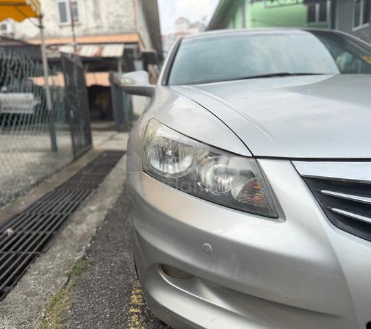 2011 Honda ACCORD 2.0 VTi-L FuSpec/F.Loan/Leather - 5