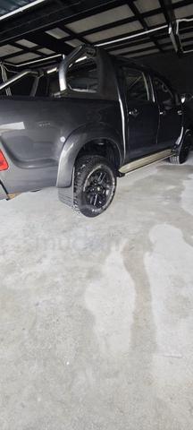 2015 Toyota HILUX 3.0 G TRD SPORTIVO MY14 KUN26R - 3