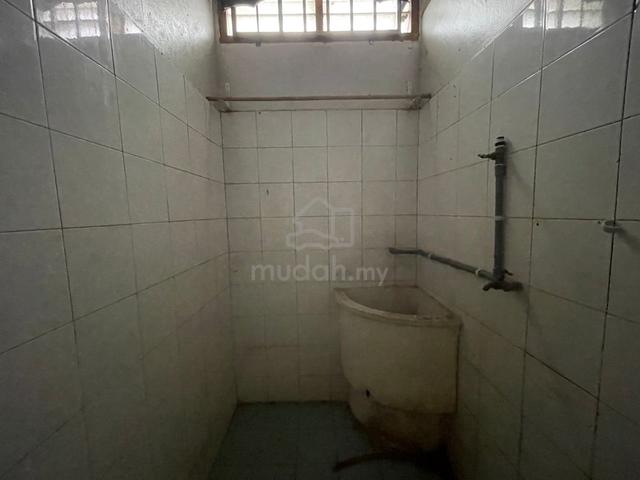 Facing Road Ground Floor Shoplot Taman Bahagia Pekan Jitra Near McD 4