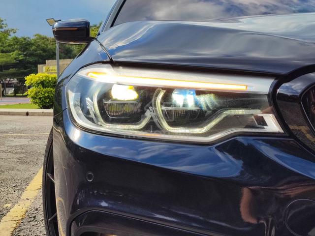 Bmw 530i 2.0 M-SPORT H/KARDON S/ROOF KEYLESS ENTRY - 5