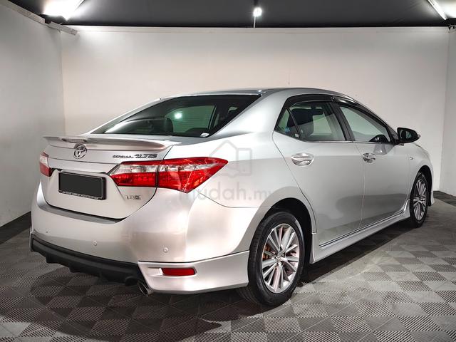 2015 Toyota Altis 1.8 G F/Service 5-Years Warranty - 2