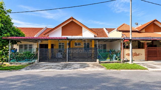 [ADA LEBIHAN TANAH]  Teres Setingkat , Taman Semabok Jaya, Melaka 1