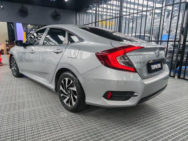 2017 Honda CIVIC 1.8 i-VTEC (A) - 5