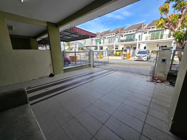 Single Storey Terrace Taman Nusari Aman Freehold Bumi Lot For Sale!!! 1