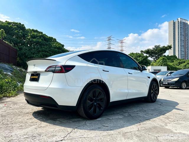 24 Tesla MODEL Y 1.0 LONG RANGE* OTR W/O INS & R/T - 3