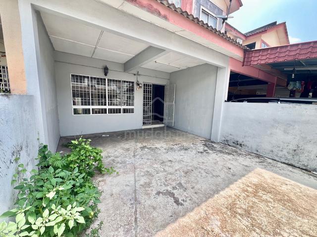 Lahat Double Storey House For Sale 1