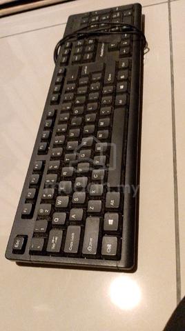 Apple green keyboard  - photo 2 of 4