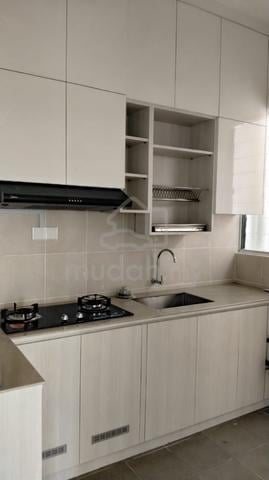Residensi Menggatal 1