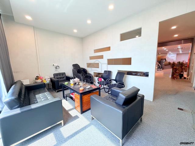 Bukit Tinggi 2 The Landmark Office Space 2055 sqft Fully Furnished 1