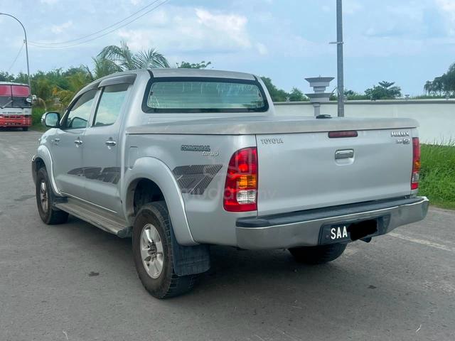 Toyota HILUX 2.5G 2009 AUTO - 4