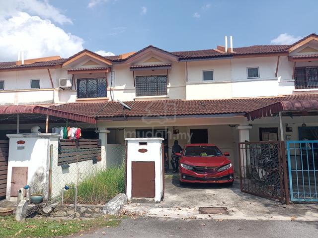 2 storey Terrace Bandar Saujana Putra 1