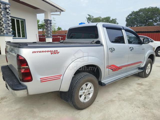 2011 Toyota HILUX 2.5 G (M)4 X 4 - 3