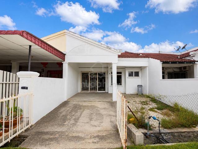 Taman Merdeka Jaya House 22x70 Angkasa Nuri Tamby Chik, Melaka Baru 1
