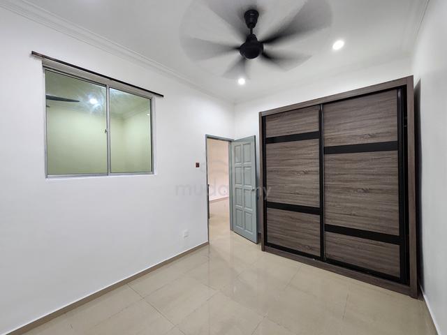 Taman Megahria @ Jalan Jelatang 5