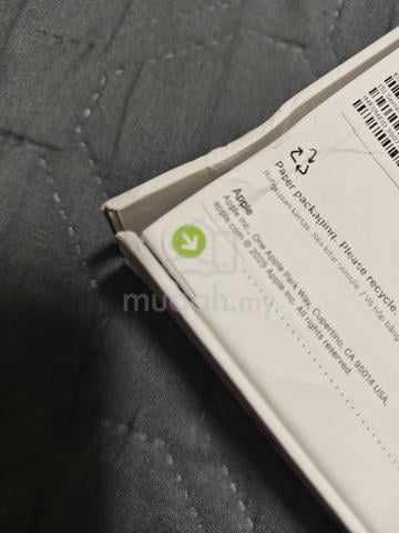 iPhone17pro_still in sealed_only box dented - photo 2 of 3
