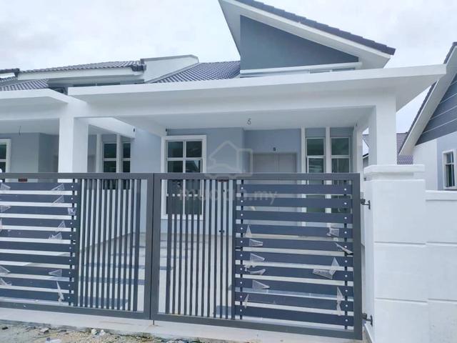Single storey terrace house 1