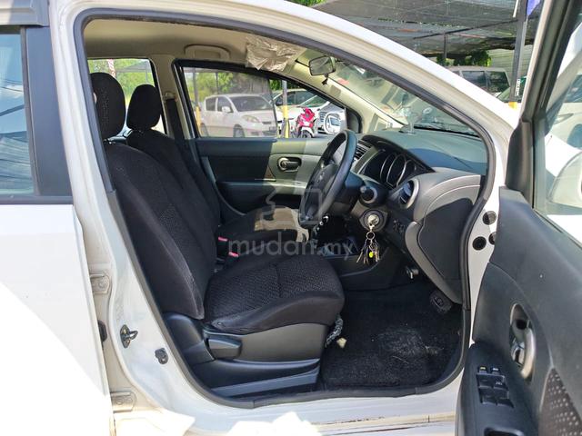 2012 Nissan LIVINA 1.6 (AUTO) - 4