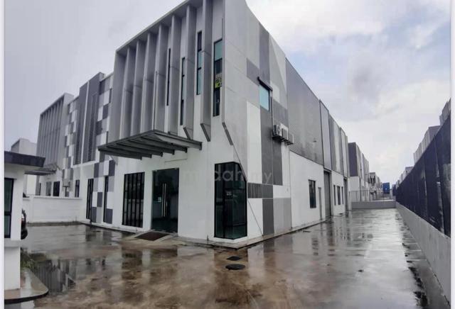 For Rent Eco Business Park 1 1.5 Storey Semi-D Factory 1