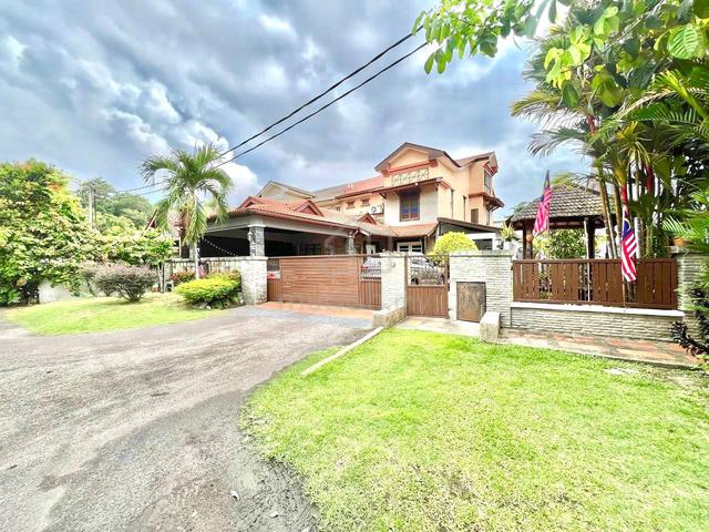 FACING OPEN 🔥 RENOVATED 2 Storey Semi D House Ukay Perdana Ampang 1