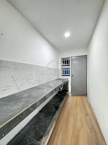 Taman Pertama, Kulai, Jalan Seladang , Corner Lot, Tanah Besar. 3
