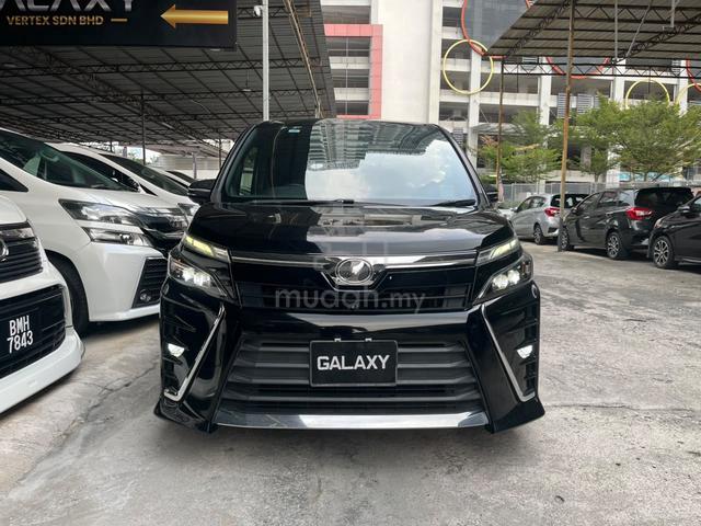 2018 Toyota VOXY 2.0 ZS KIRAMEKI 360 CAMERA P/DOOR - 1