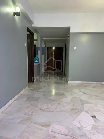 La Villas Condominium 1