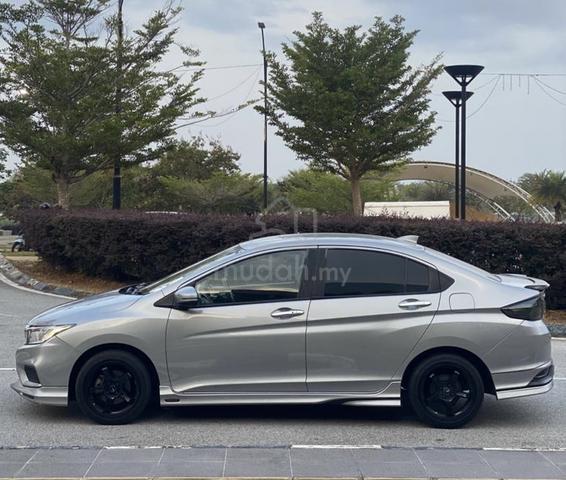 2017 Honda CITY 1.5 GM6 FACELIFT (A) - 5