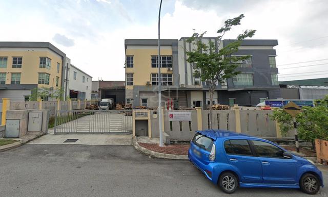 2.5 storey Semi-D Factory @ Selesa Jaya Seri Kembangan For Rent 1