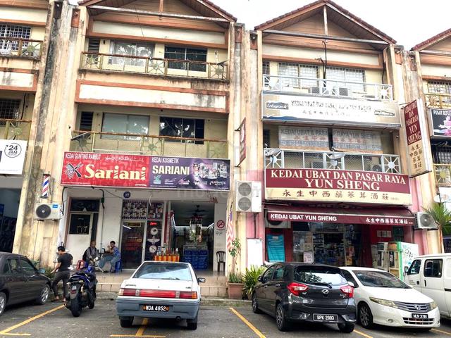 3 Sty Shop Lot, Taman Equine, Seri Kembangan (Below Market Price) 1
