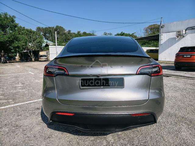 2024 Tesla MODEL Y STANDARD RANGE (ENHANCED - 5