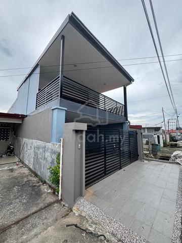 Taman Foh Sang CL999 1.5 Storey House For Sale 1