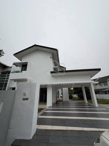 Big Land Double Storey Semi-Detached at Jalan Kung Phin for sale 1