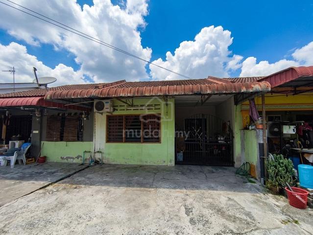 Teres Kampung Kenangan Dato Abdullah Jaafar Bt 6 Bakri, Muar 1